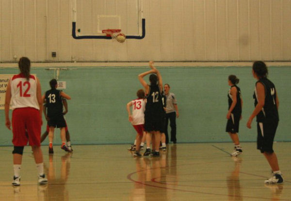 Yorkshire U17 Girls 2009 v South East